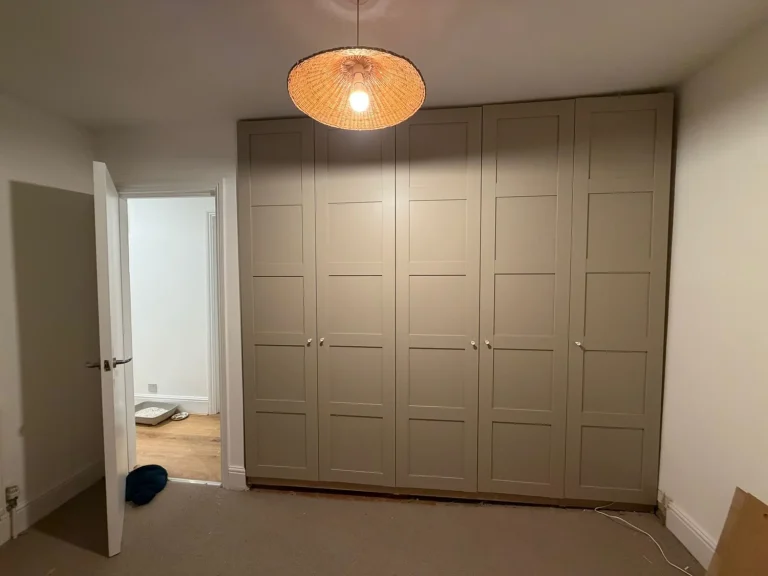 Wardrobe - Hackney (2)